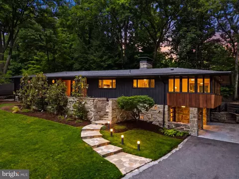 6513 Bradley Blvd, Bethesda, MD 20817
