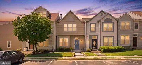 28 Scarlet Sage Ct, Burtonsville, MD 20866