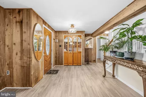Entry Way - 4116 Fogel Ln, Silver Spring, MD 20906 photo 2 of 2