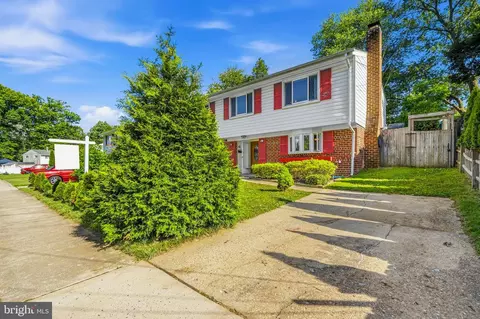 Exterior - 4116 Fogel Ln, Silver Spring, MD 20906 photo 5 of 9
