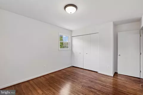 Bedroom - 2806 Vixen Ln, Silver Spring, MD 20906 photo 4 of 6