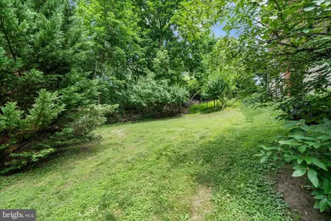 Exterior - 25930 Ridge Rd, Damascus, MD 20872 photo 6 of 11