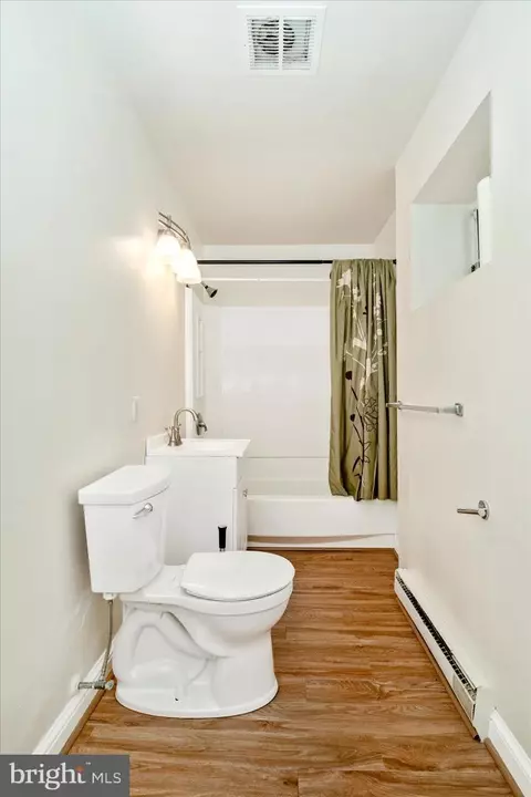 Bath - 25930 Ridge Rd, Damascus, MD 20872 photo 4 of 4