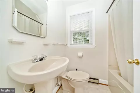 Bath - 25930 Ridge Rd, Damascus, MD 20872 photo 2 of 4