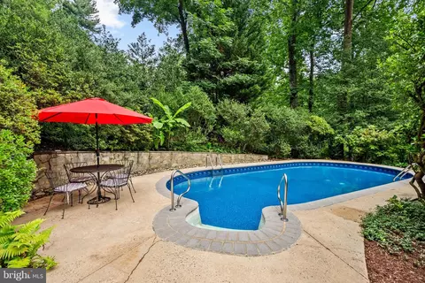 Exterior - 12806 Gaffney Rd, Silver Spring, MD 20904 photo 6 of 11