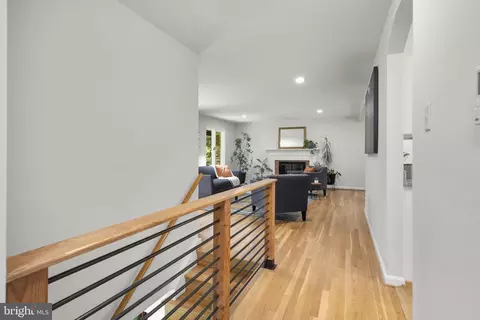 Entry Way - 12806 Gaffney Rd, Silver Spring, MD 20904 photo 6 of 9