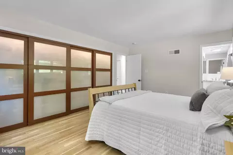 Bedroom - 12806 Gaffney Rd, Silver Spring, MD 20904 photo 2 of 7
