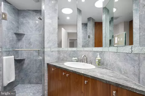 Bath - 12806 Gaffney Rd, Silver Spring, MD 20904 photo 1 of 4