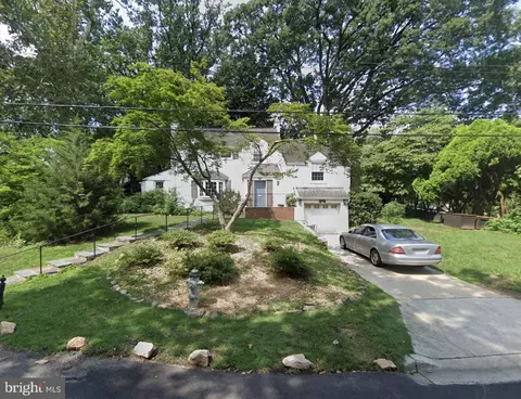 4700 Merivale Rd, Chevy Chase, MD 20815
