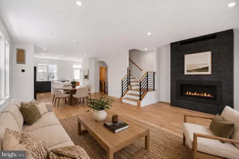 2521 Farmstead Dr #LOT 223, Rockville, MD 20850
