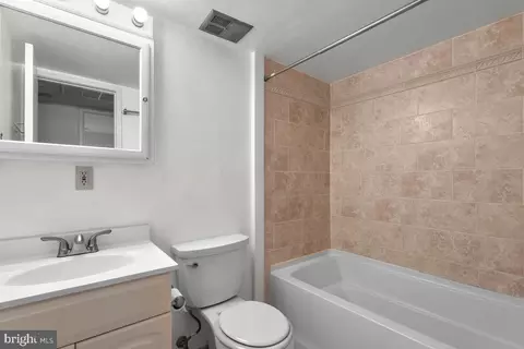 Bath - 2344 Sun Valley Cir #2-AB, Silver Spring, MD 20906 photo 2 of 2