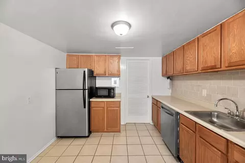 Kitchen - 2344 Sun Valley Cir #2-AB, Silver Spring, MD 20906 photo 4 of 4