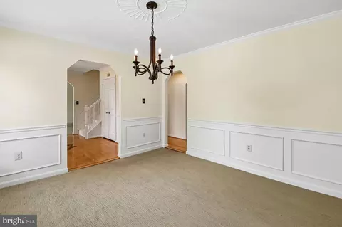 Entry Way - 22 Locustwood Ct, Silver Spring, MD 20905 photo 6 of 12
