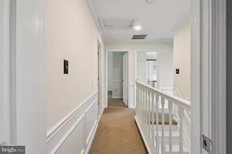 Entry Way - 22 Locustwood Ct, Silver Spring, MD 20905 photo 10 of 12