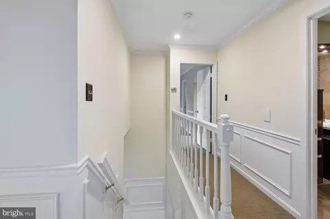 Entry Way - 22 Locustwood Ct, Silver Spring, MD 20905 photo 9 of 12