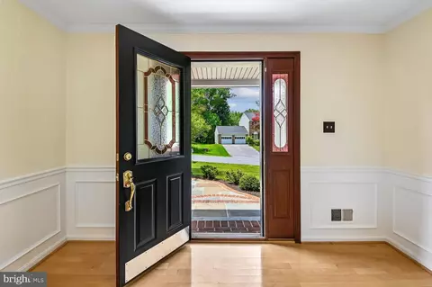 Entry Way - 22 Locustwood Ct, Silver Spring, MD 20905 photo 1 of 12