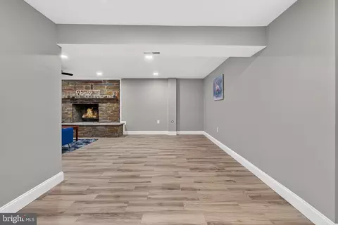 Living - 15304 Durant St, Silver Spring, MD 20905 photo 5 of 5
