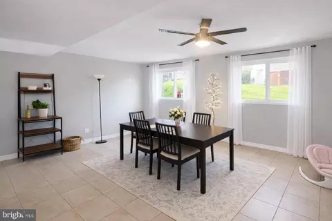 Dining - 4416 Mahan Rd, Silver Spring, MD 20906 photo 1 of 1