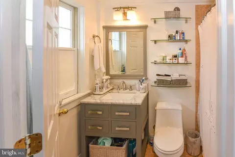 Bath - 3702 May St, Silver Spring, MD 20906 photo 6 of 7