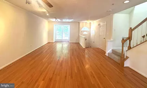 Living - 15110 Deer Valley Ter, Silver Spring, MD 20906 photo 5 of 10