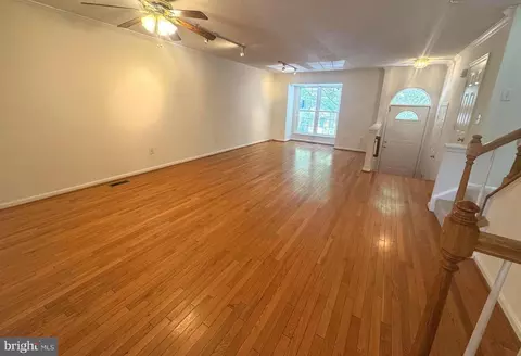 Living - 15110 Deer Valley Ter, Silver Spring, MD 20906 photo 7 of 10