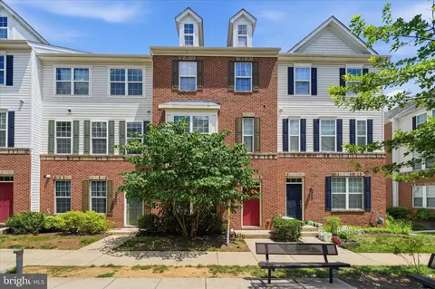 3548 Woodlake Dr #21, Silver Spring, MD 20904