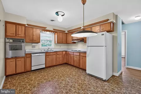 Kitchen - 14604 Peach Orchard Rd, Silver Spring, MD 20905 photo 1 of 2