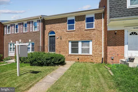 9235 Hummingbird Ter, Gaithersburg, MD 20879