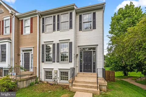 8101 Chelaberry Ct, Gaithersburg, MD 20879