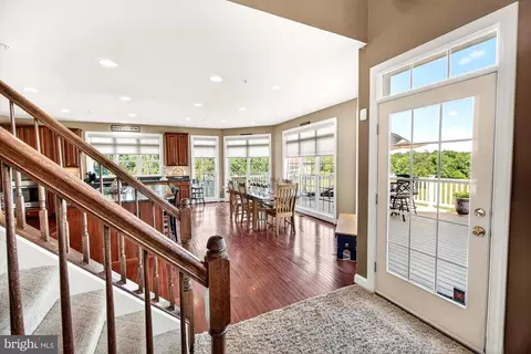 Entry Way - 15512 Mount Nebo Rd, Poolesville, MD 20837 photo 6 of 15
