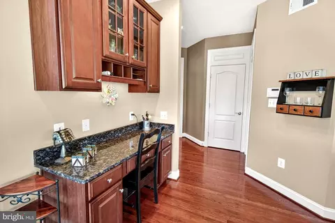 Entry Way - 15512 Mount Nebo Rd, Poolesville, MD 20837 photo 7 of 15