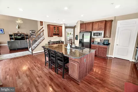 Kitchen - 15512 Mount Nebo Rd, Poolesville, MD 20837 photo 4 of 7