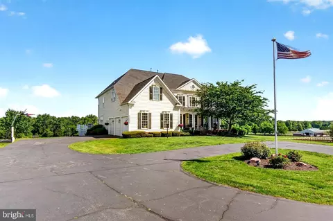 Exterior - 15512 Mount Nebo Rd, Poolesville, MD 20837 photo 7 of 30