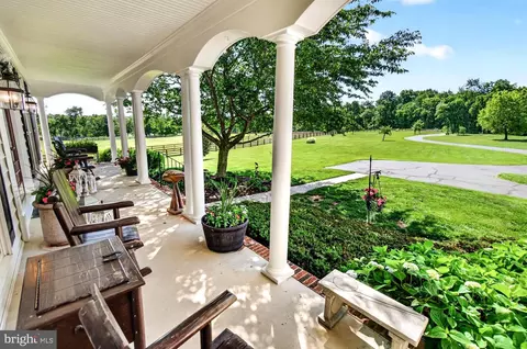 Exterior - 15512 Mount Nebo Rd, Poolesville, MD 20837 photo 23 of 30