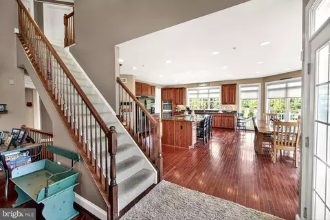 Entry Way - 15512 Mount Nebo Rd, Poolesville, MD 20837 photo 5 of 15