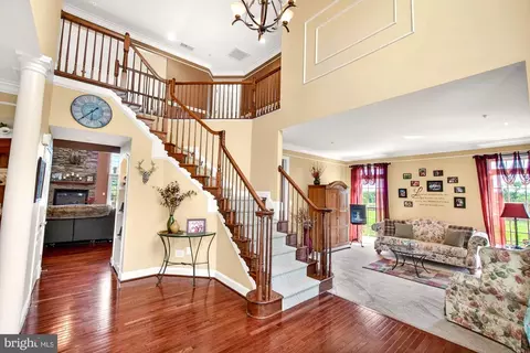 Entry Way - 15512 Mount Nebo Rd, Poolesville, MD 20837 photo 2 of 15