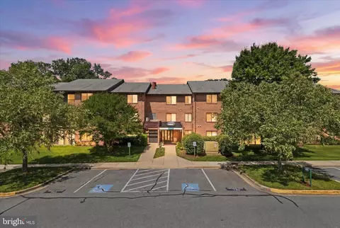 15300 Pine Orchard Dr #85-2E, Silver Spring, MD 20906