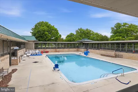 Exterior - 15300 Pine Orchard Dr #85-2E, Silver Spring, MD 20906 photo 4 of 6