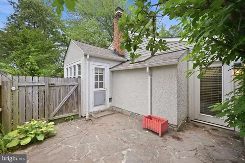 Exterior - 8703 Reading Rd, Silver Spring, MD 20901 photo 2 of 6