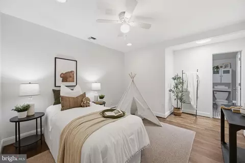 Bedroom - 8703 Reading Rd, Silver Spring, MD 20901 photo 5 of 6