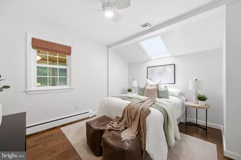 Bedroom - 8703 Reading Rd, Silver Spring, MD 20901 photo 4 of 6