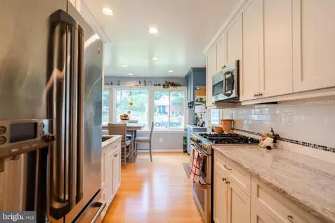 Kitchen - 512 Waterford Rd, Silver Spring, MD 20901 photo 2 of 2
