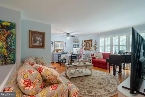 Living - 512 Waterford Rd, Silver Spring, MD 20901 photo 1 of 1