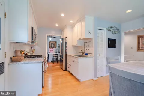 Kitchen - 512 Waterford Rd, Silver Spring, MD 20901 photo 1 of 2