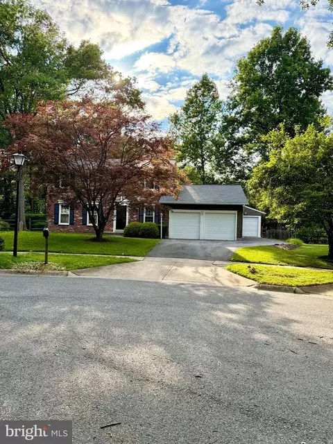 5 Longworth Ct, Gaithersburg, MD 20879