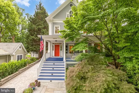 10914 Montrose Ave, Garrett Park, MD 20896