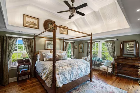 Bedroom - 18101 Cattail Rd, Poolesville, MD 20837 photo 1 of 4
