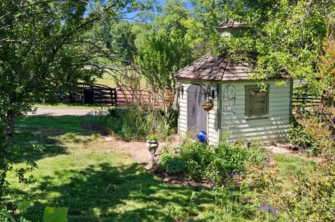 Exterior - 18101 Cattail Rd, Poolesville, MD 20837 photo 18 of 21