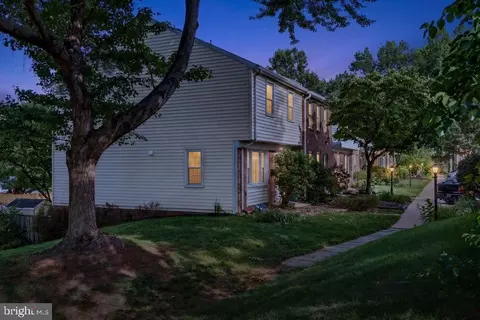 19 Big Acre Sq #20-1, Gaithersburg, MD 20878