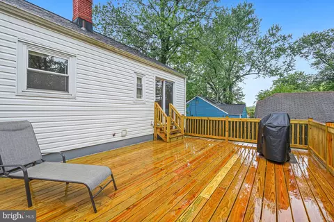 Exterior - 12311 Middle Rd, Silver Spring, MD 20906 photo 5 of 8